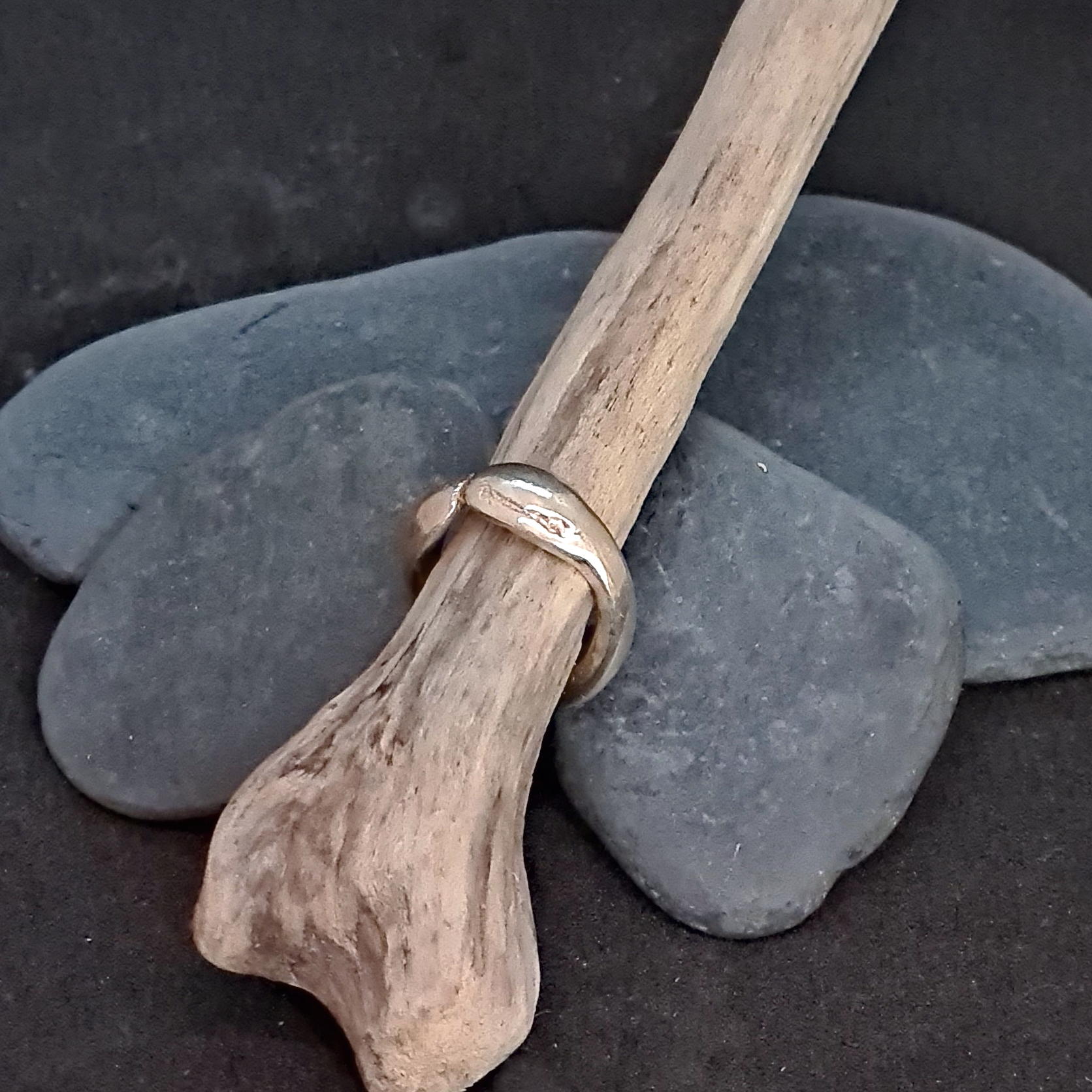 <tc>Ring - Serpent's Head</tc>