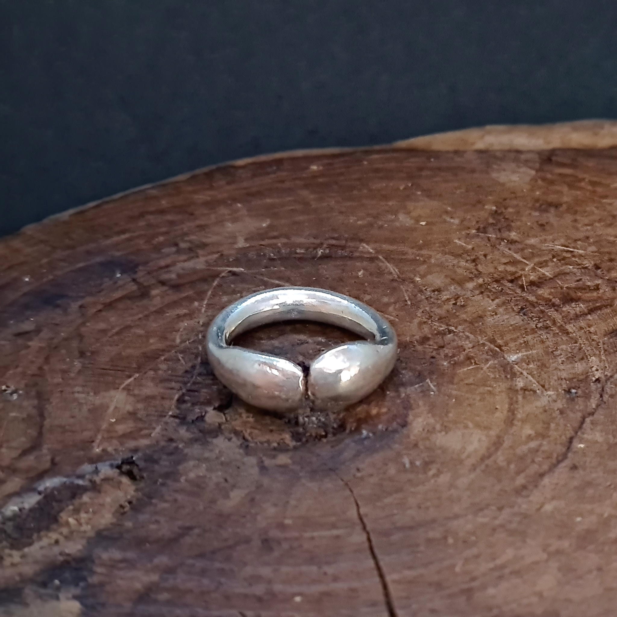 <tc>Ring - Serpent's Head</tc>
