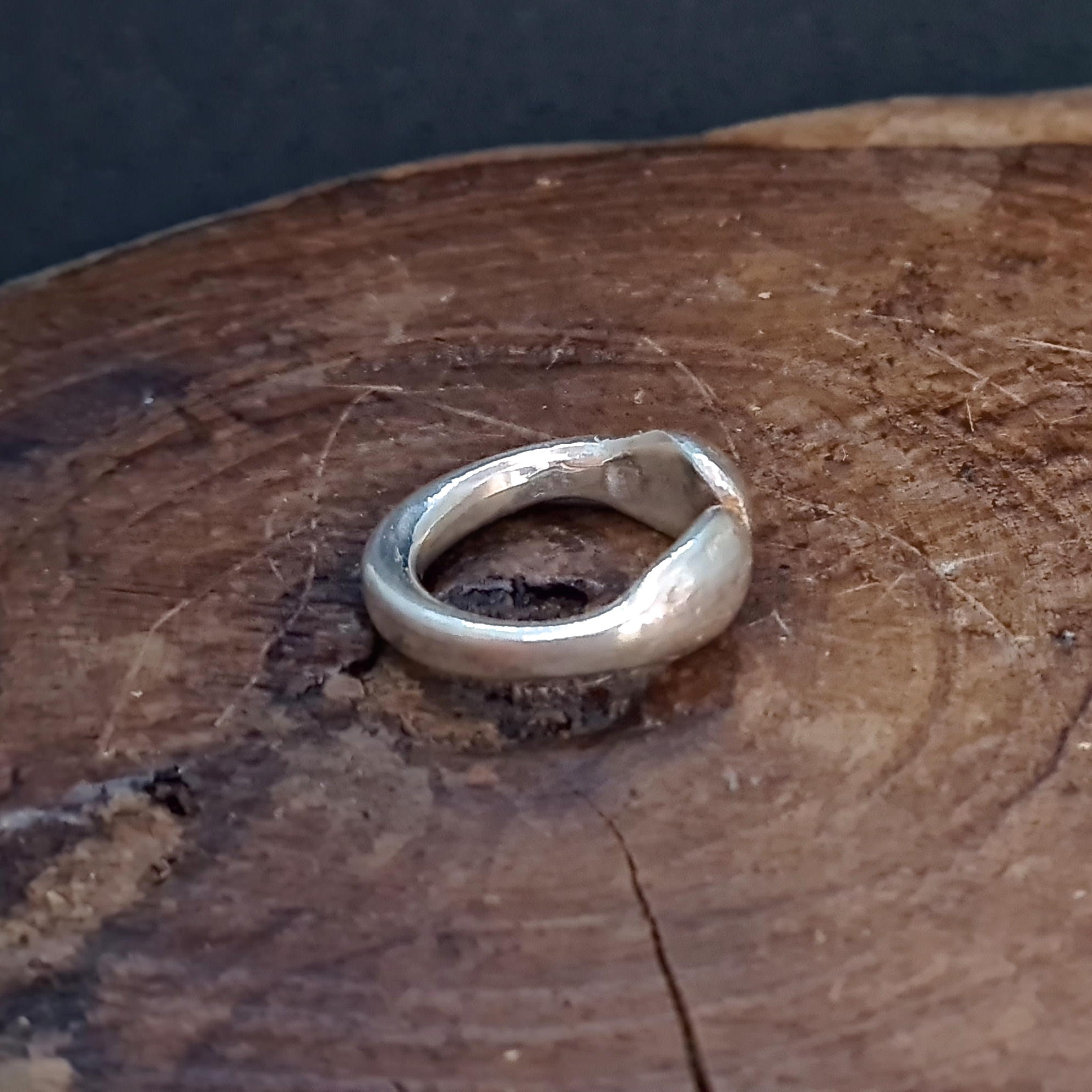 <tc>Ring - Serpent's Head</tc>